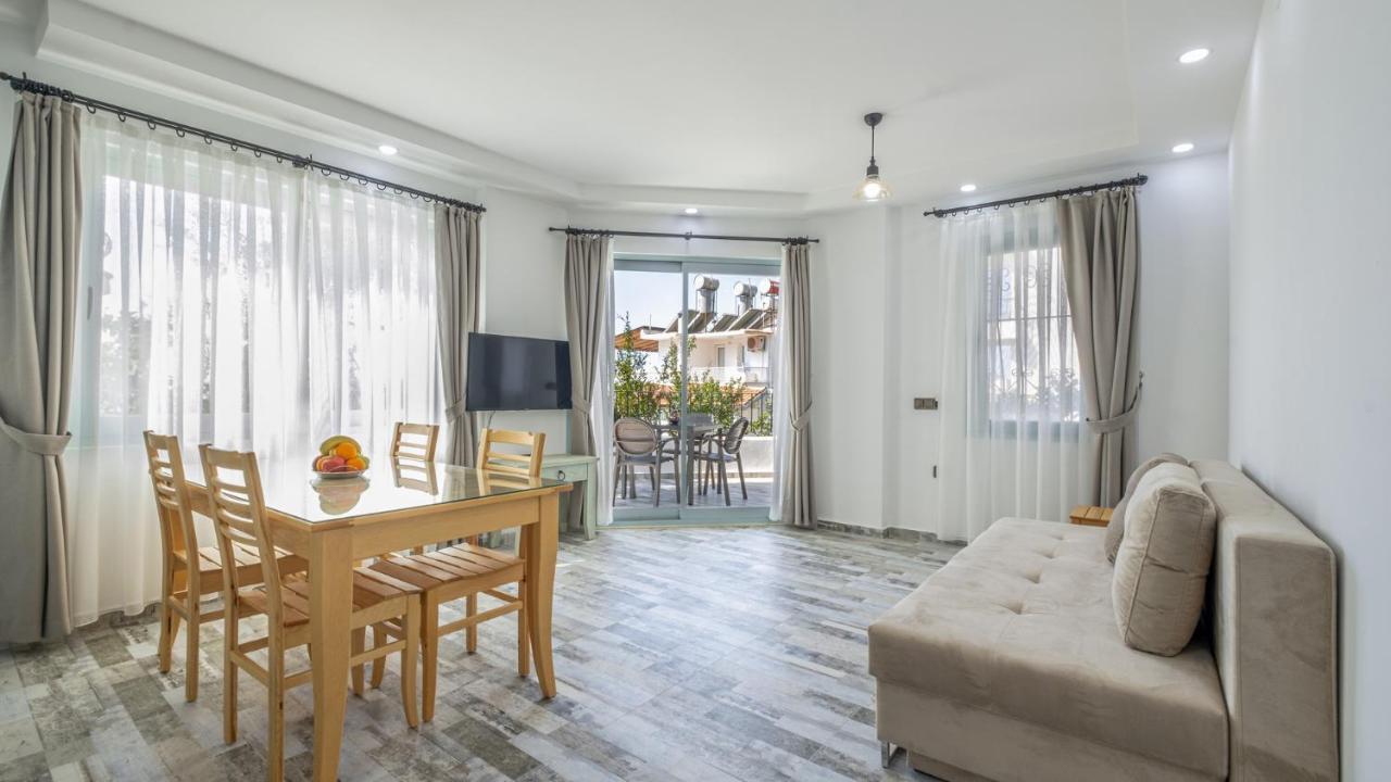 קס Sea Mist Suites מראה חיצוני תמונה
