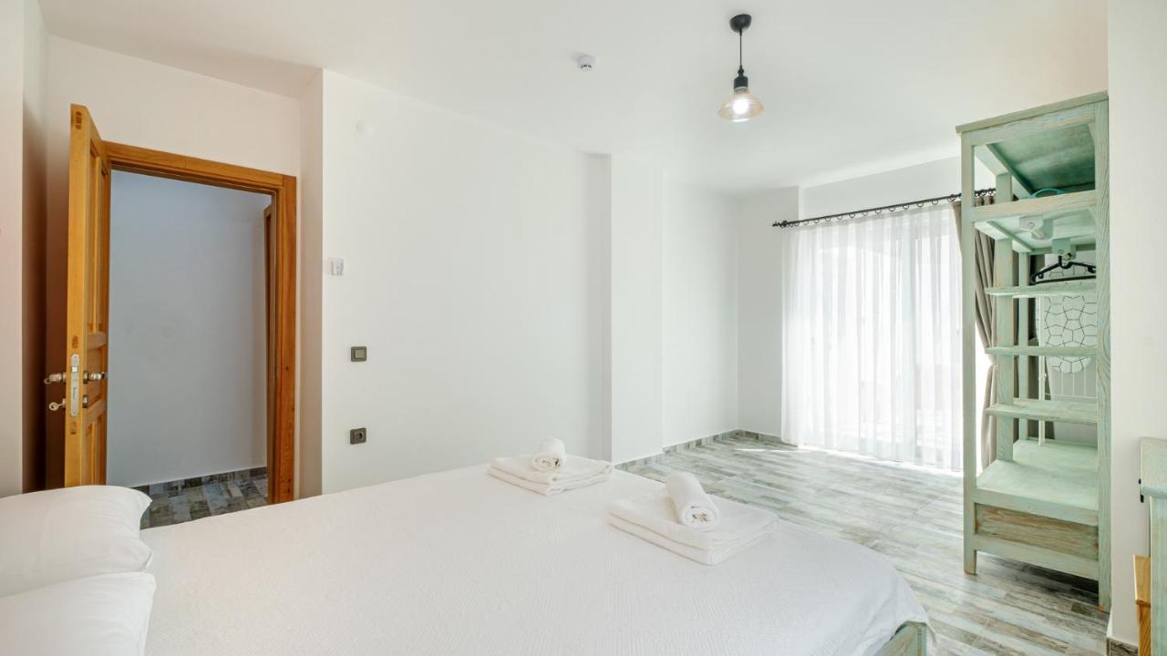 קס Sea Mist Suites מראה חיצוני תמונה