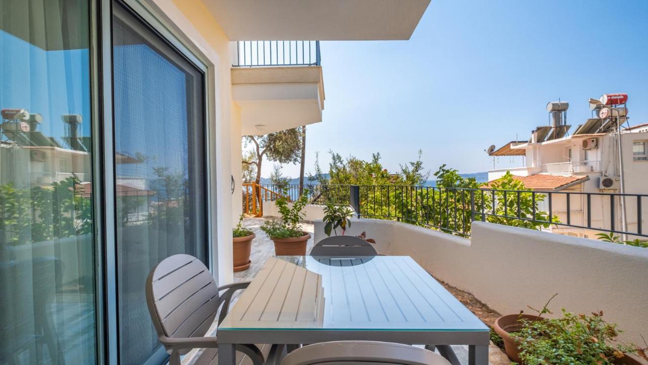 קס Sea Mist Suites מראה חיצוני תמונה