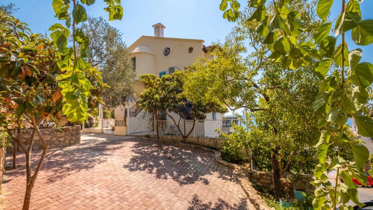 קס Sea Mist Suites מראה חיצוני תמונה